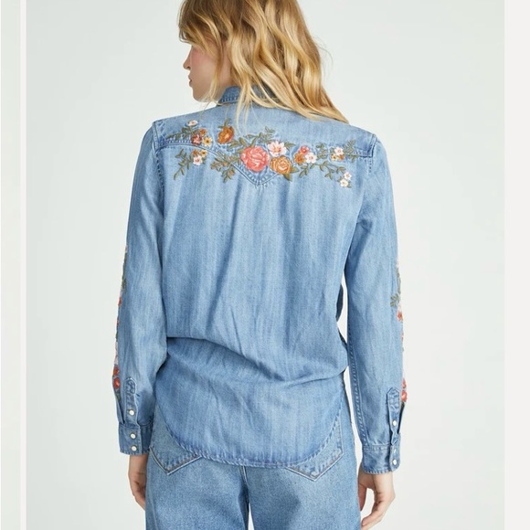 DRIFTWOOD Tanya Button Down - Blush Plantation Size Medium - Picture 5 of 7